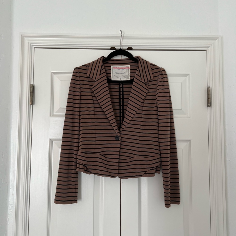 Brown Cropped Blazer